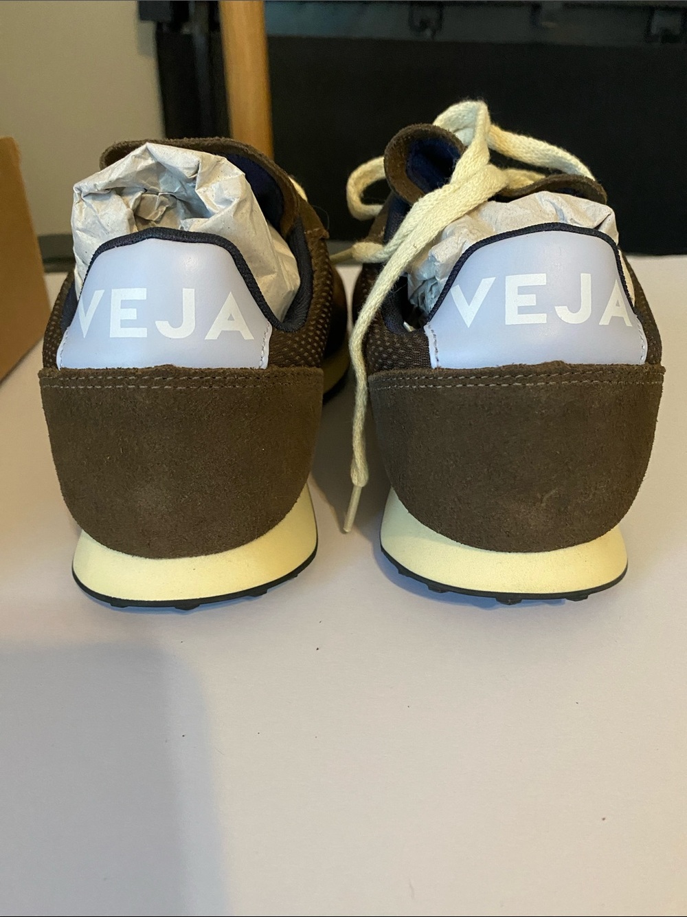 NIB VEJA RIO BRANCO ALVEOMESH EAGLE SWAN - Women’s US 7 - Picture 4 of 12